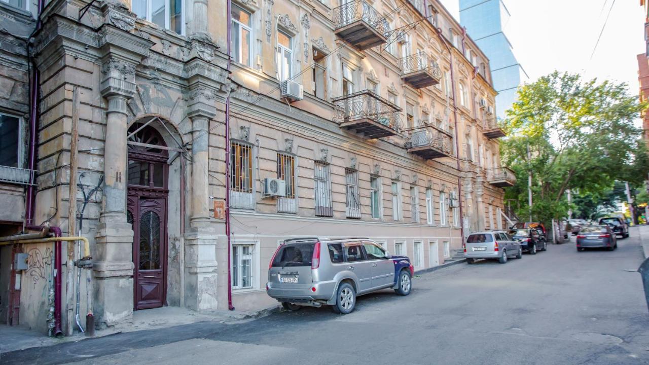 Near The Opera Apartment Tbilisi Exterior foto